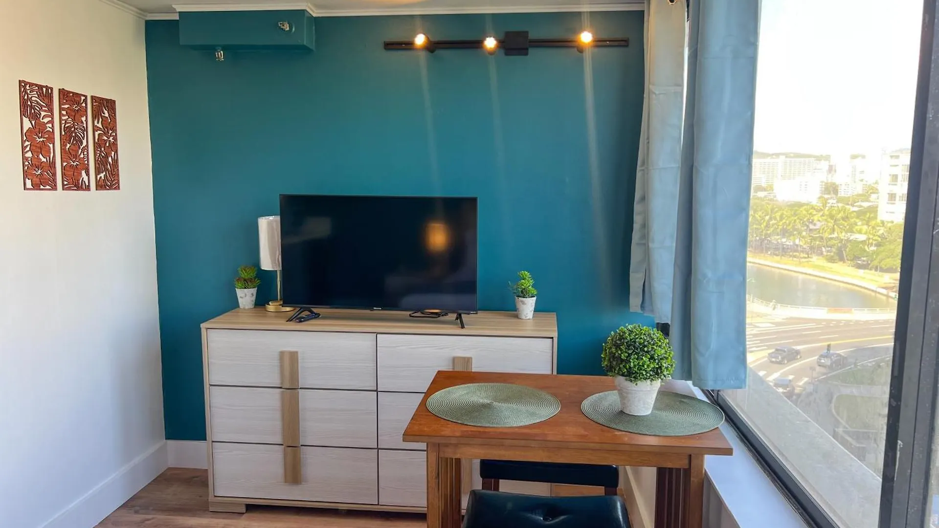 Апартаменты Magical Mountain View Escape Apts Гонолулу